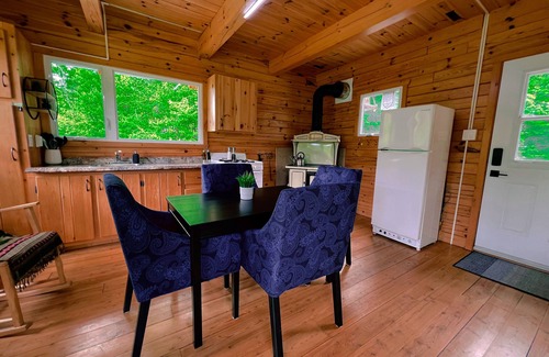 Lac Beauport Ski Chalet | The Gokyo - an immersive nature experience between Lakes and Mountains