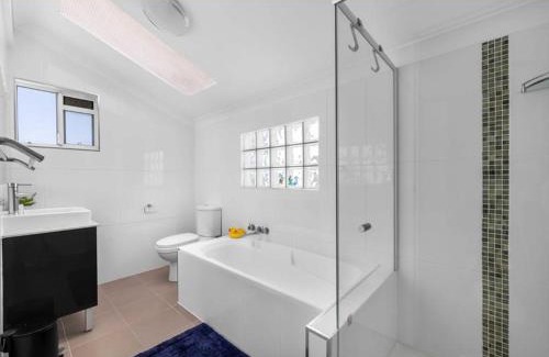 Golden Beach Apartment | The Golden Beach House Absolute Water Front
