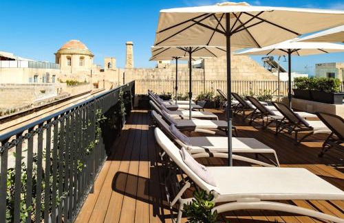 Valletta Hotel | The Gomerino Hotel
