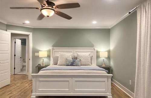 Lake Secession House | The Good Life Lake House