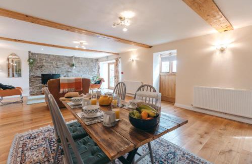 Newcastle-on-Clun House | The Grain Loft
