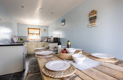 Llanfaelog House | The Granary - A two bed, pet-friendly holiday cottage