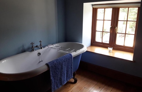Talgarth Bed & Breakfast | The Granary