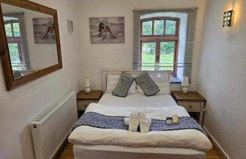 Plympton Apartment | The Granary House - Long Stayz