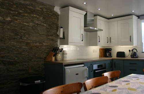 Tremain Cottage | The Granary @ Troedyrhiw Holiday Cottages, Cardigan Bay, West Coast of Wales