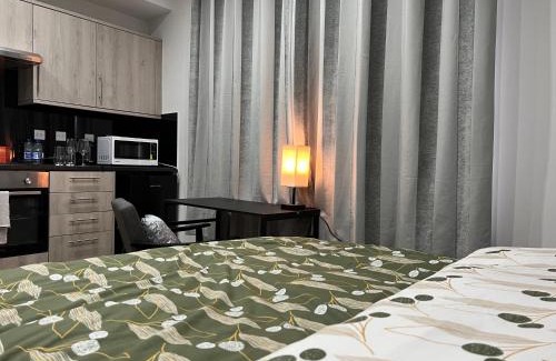 Walpole Apartment | The Grande Residence - Close to Central London & Next to Northfield Tube station