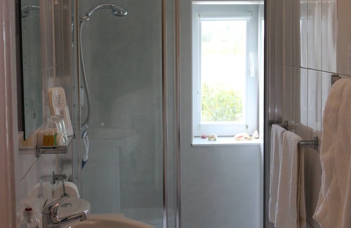 East Barkwith Bed & Breakfast | The Grange