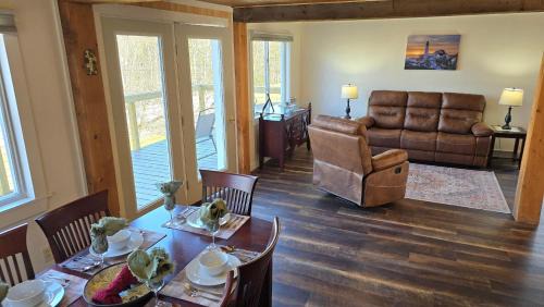 Hartland House | The Great Moose