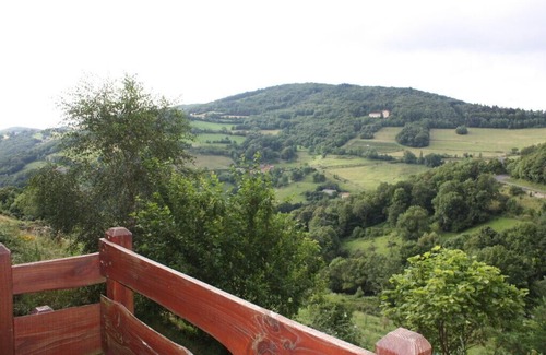 Yzeron Cottage | The Green gîte and its double terrace