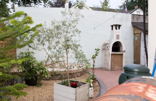 Liverpool Bed & Breakfast | The Green House Guest House