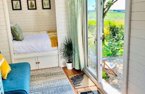 Hooe Cabin | The Green Hut