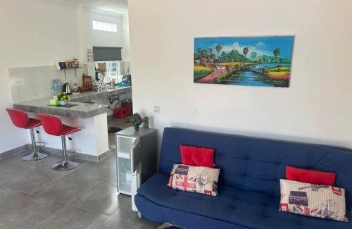 Srae Ambel House | ‘The Greenhouse’ Nesat Village