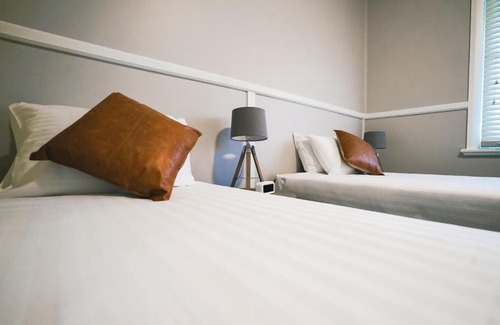 Hamilton Hotel | The Greenroof