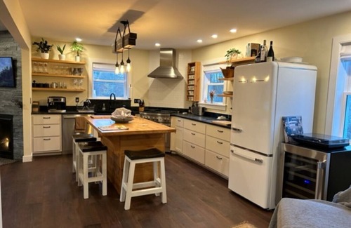 East Burke House | The Greenstone House in Vermont’s Northeast Kingdom!