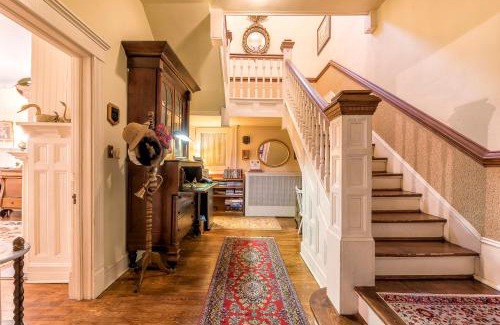 Blackstone Bed & Breakfast | The Grey Swan Inn LLC