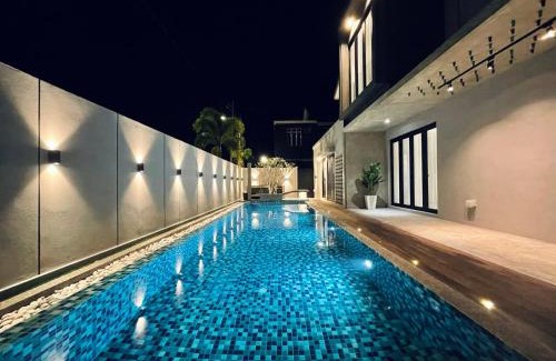 Kampung Bakau House | The Groove House Private Pool & BBQ by Linese Homestay