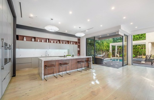 Greater Wilshire - Hancock Park House | The Grove 5 bedroom Villa