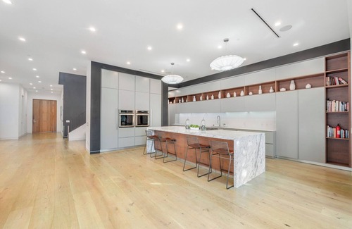 Greater Wilshire - Hancock Park House | The Grove 5 bedroom Villa
