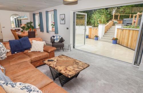 Haverfordwest House | The Grove