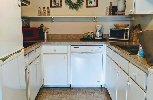 Winter Haven House | The Grove House - antique lakefront home on Eagle Lake, Central Florida
