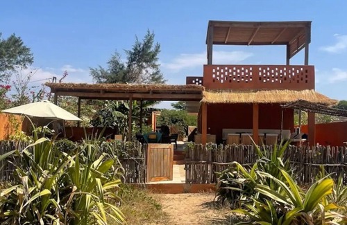 Guereo House | THE GUEREO HOUSE. ¨FOOT IN THE WATER