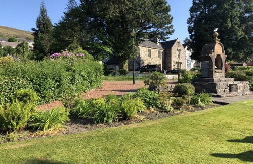Fort William City Centre House | 'The Guest Room' at Parade House in Fort William