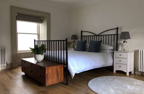 Fort William City Centre House | 'The Guest Room' at Parade House in Fort William