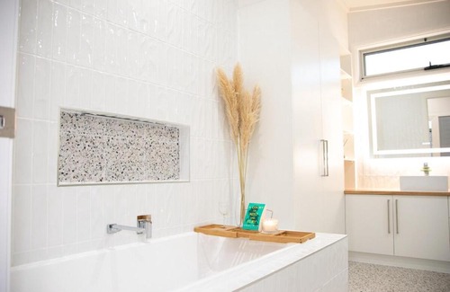 Terang House | The Guesthouse