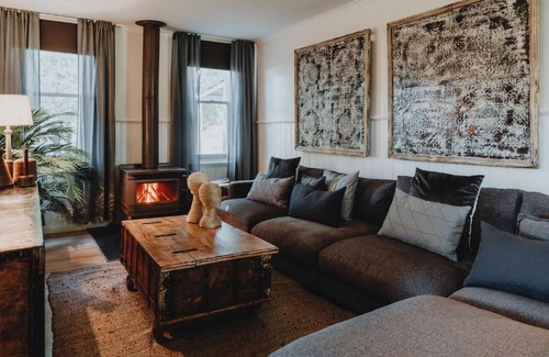 Korweinguboora House | The Gums - Daylesford Region