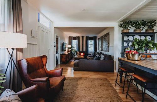 Korweinguboora House | The Gums - Daylesford Region