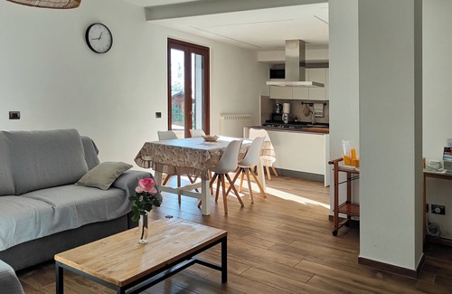 Passignano sul Trasimeno Apartment | The house of roses