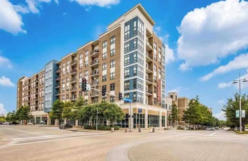 Addison Apartment | THE HANGOUT ! ONE BEDROOM/ONE BATHROOM UNIT