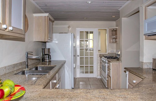 Rodney Bay House | The Harbour #6 - 2 Bedrooms in Rodney Bay 2 Townhouse by RedAwning