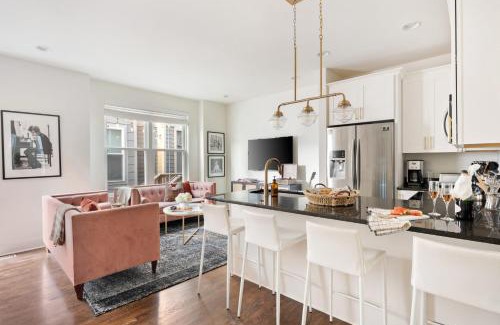 Chestnut Hill House | The Hart Suites by AvantStay Prime Nashville Location