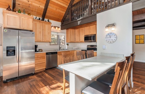 Glencoe Cabin | The Hatch- Lake Access