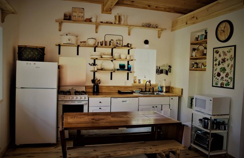 Happy Jack Cabin | The Haven at the Bar OK - Beautiful guest cottage nestled in the pines