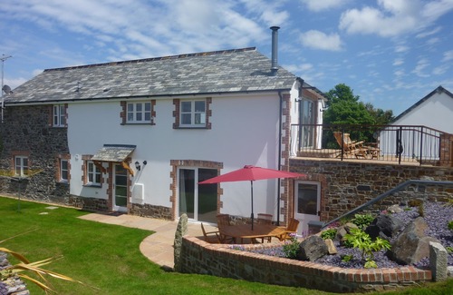 Widemouth Bay House | The Hayloft. Beautiful three bedroom barn near sandy beaches, near Bude.