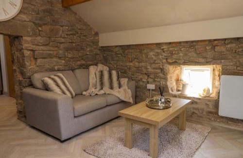 Llysfaen House | The Hayloft