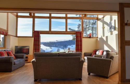 Tirabad House | The Hayloft