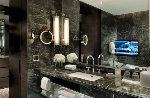 Bloor-Yorkville Hotel | The Hazelton Hotel Toronto