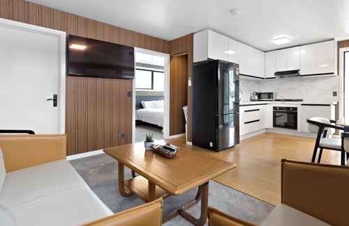 Lower Shotover Apartment | The Headley Loft