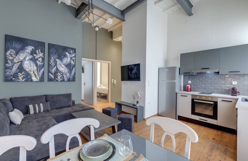 Ermoupoli House | The Heart of Syra - Your Home in Ermoupolis