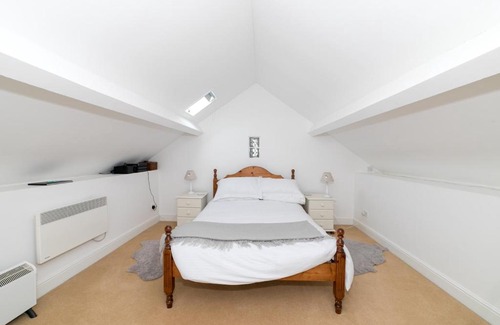 Ryton House | The Hen House