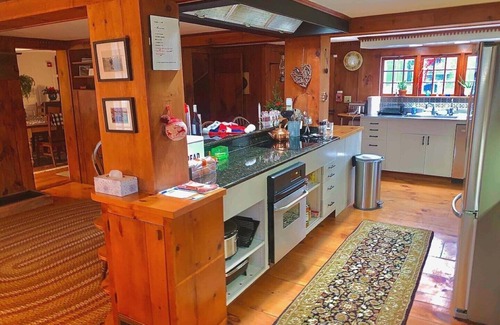 North Bennington House | The Henry House & Authentic Red Covered Bridge!