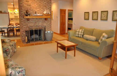 Bradley House | The Hermitage Retreat at Gun Lake