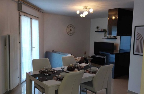 Savigny-sur-Orge Apartment | The Heynyss'grace - Appartement à 15 min de Paris