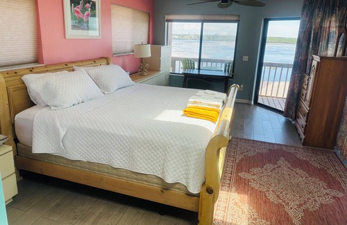 Sea Ranch House | The Hideaway - Oceanfront Home - Pool, Hot tub, Kayaks, Fishing & Amazing Views!