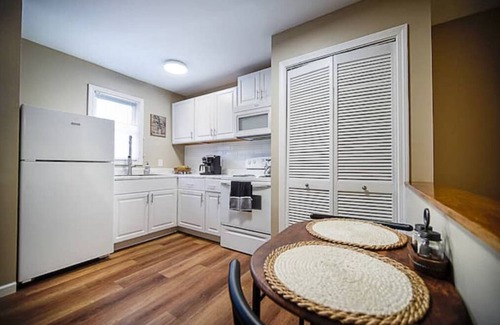 Hinesburg Apartment | The Hideaway