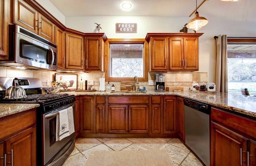 Hondo Cabin | The Hill Country Cottage