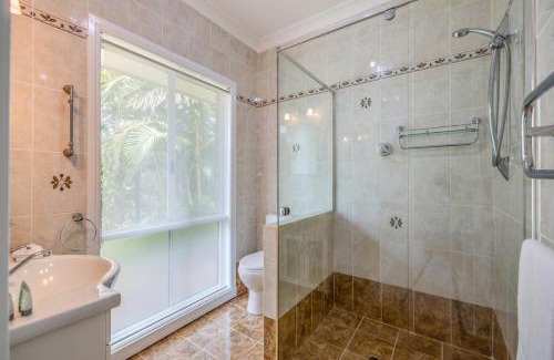 Mount Tamborine House | The Hillside Retreat